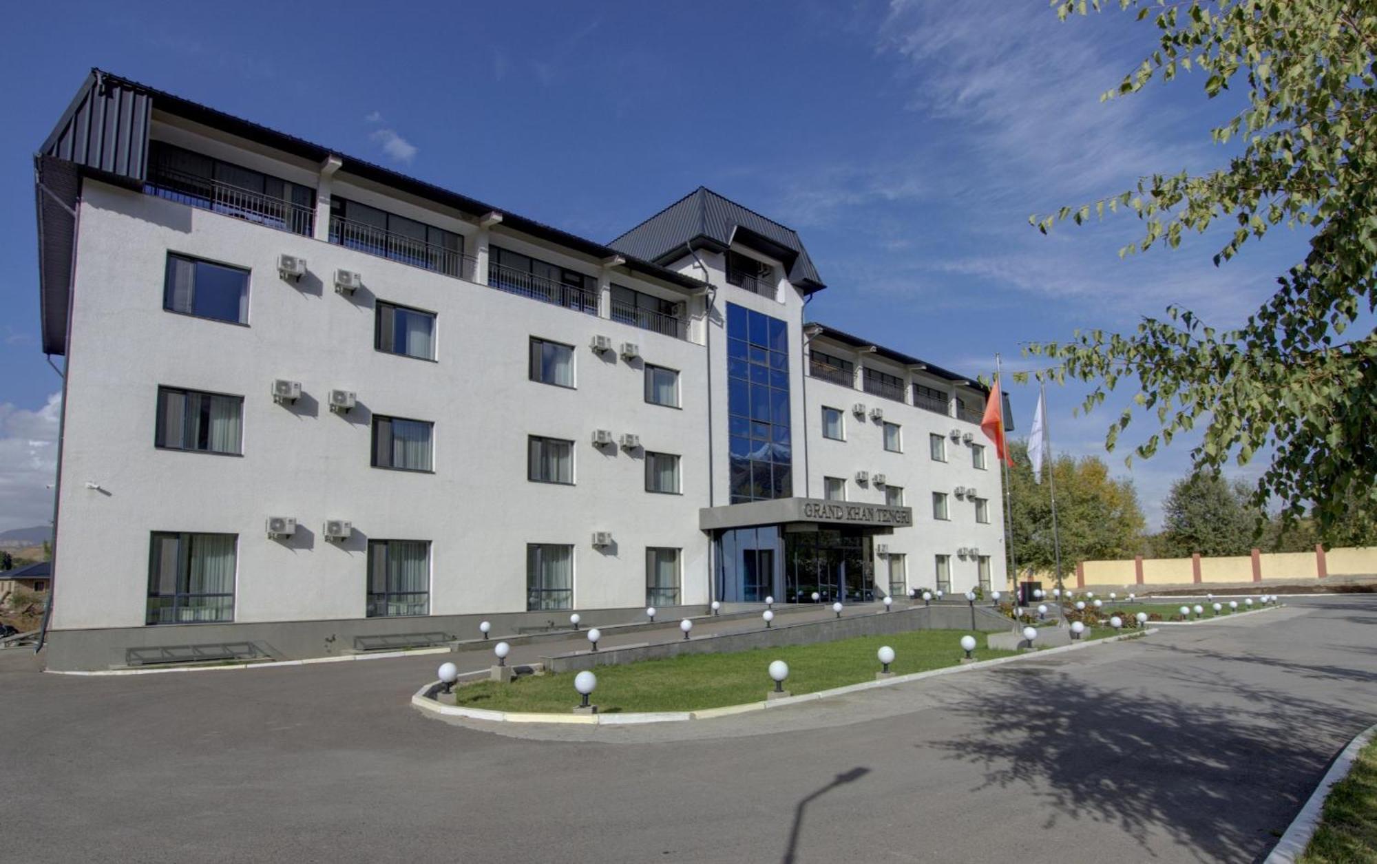 Grand Khan Tengri 4* Naryn Экстерьер фото